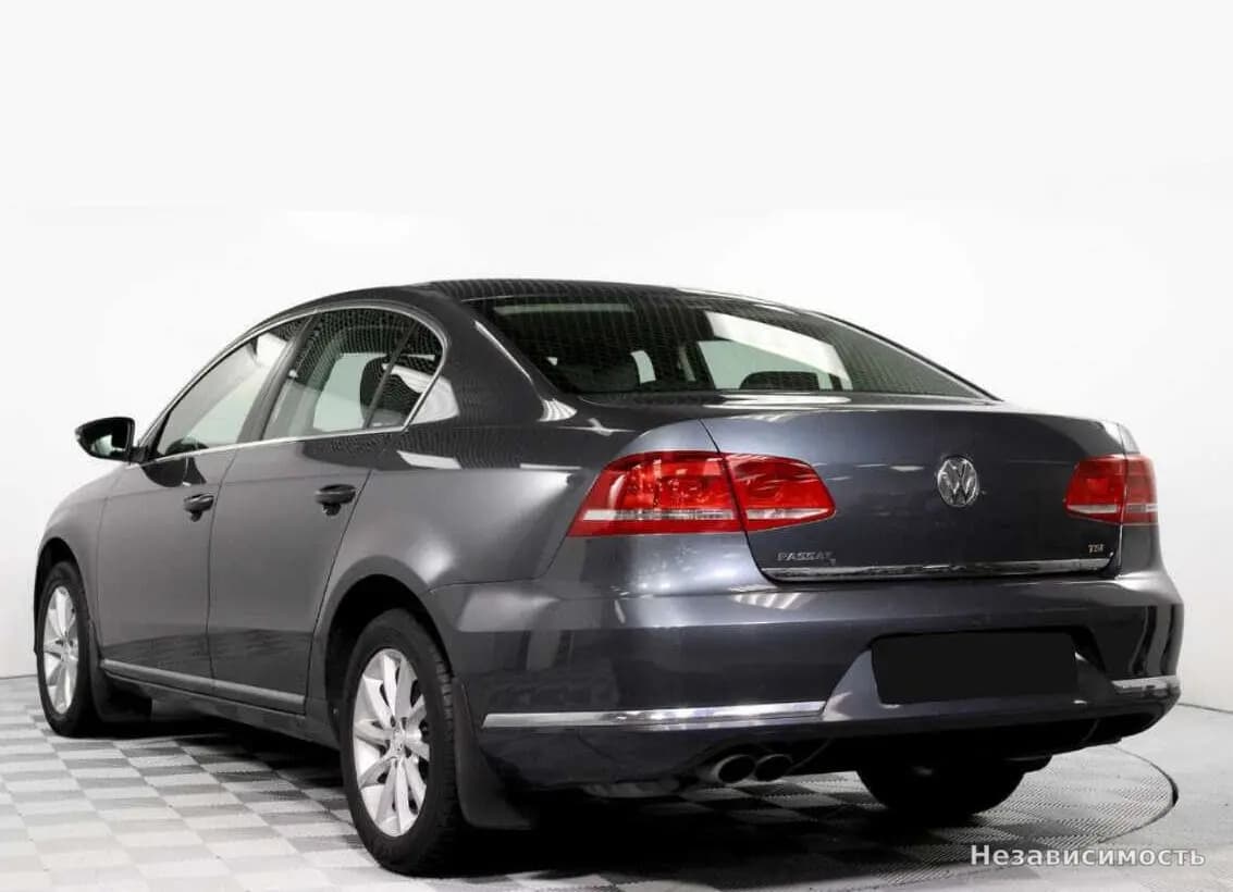 Volkswagen Passat 2012 с пробегом — фото 6