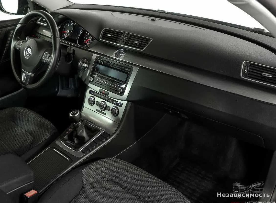Volkswagen Passat 2012 с пробегом — фото 8