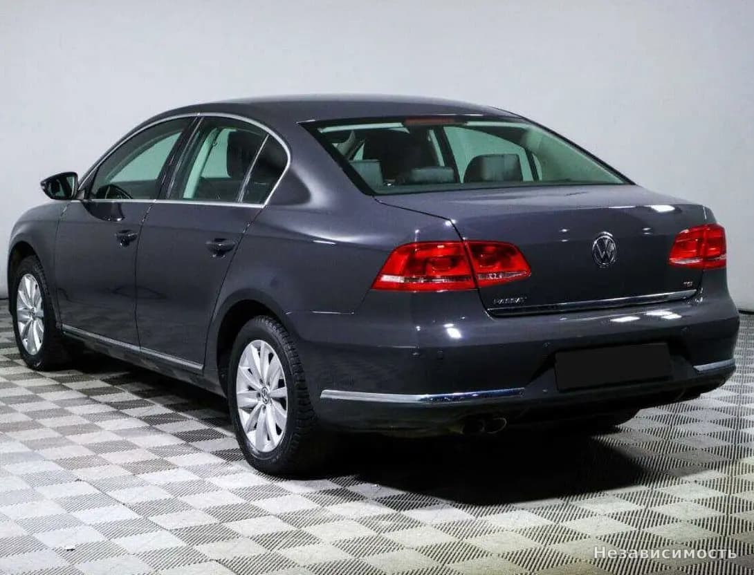 Volkswagen Passat 2014 с пробегом — фото 6