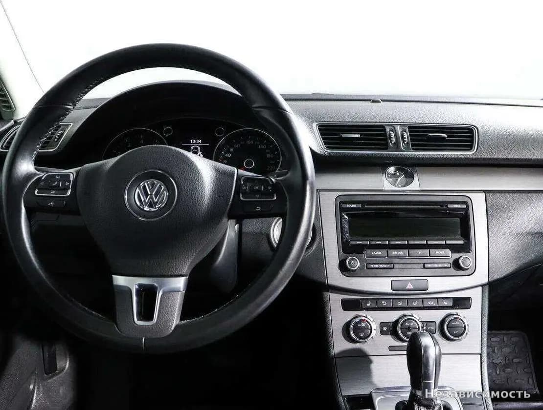 Volkswagen Passat 2014 с пробегом — фото 10