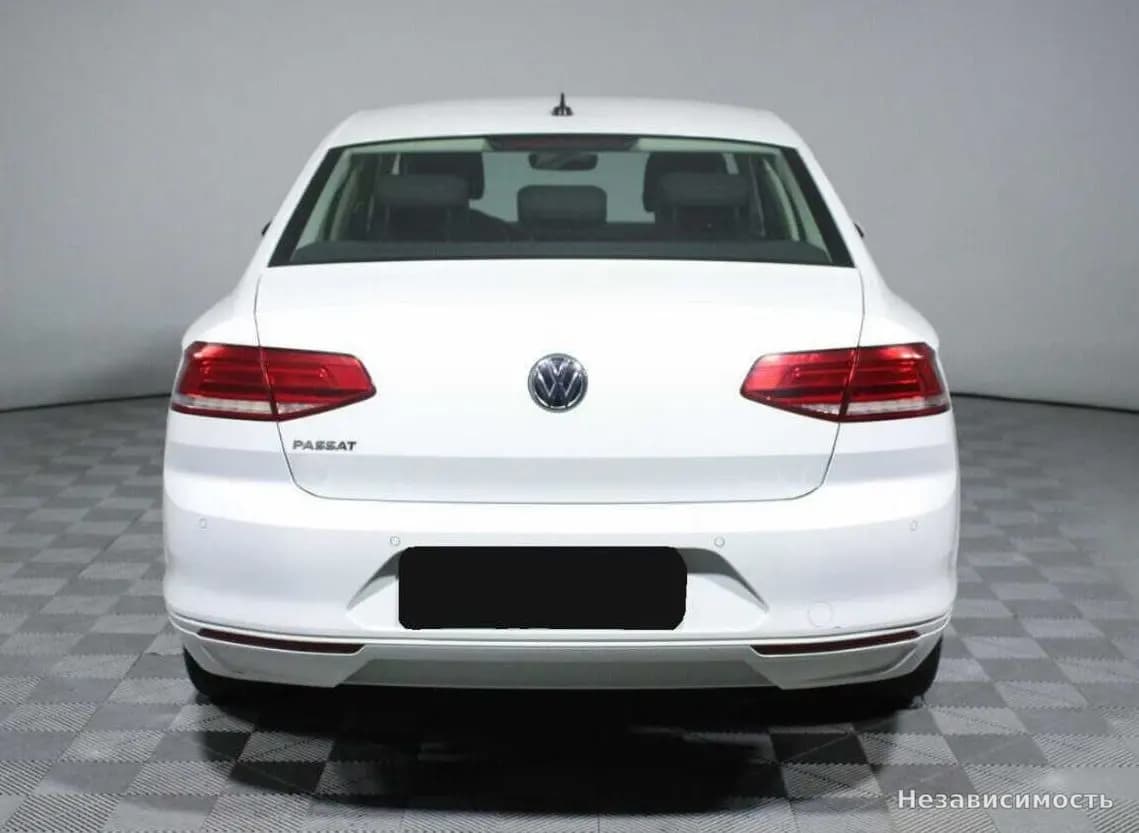 Volkswagen Passat 2018 с пробегом — фото 6