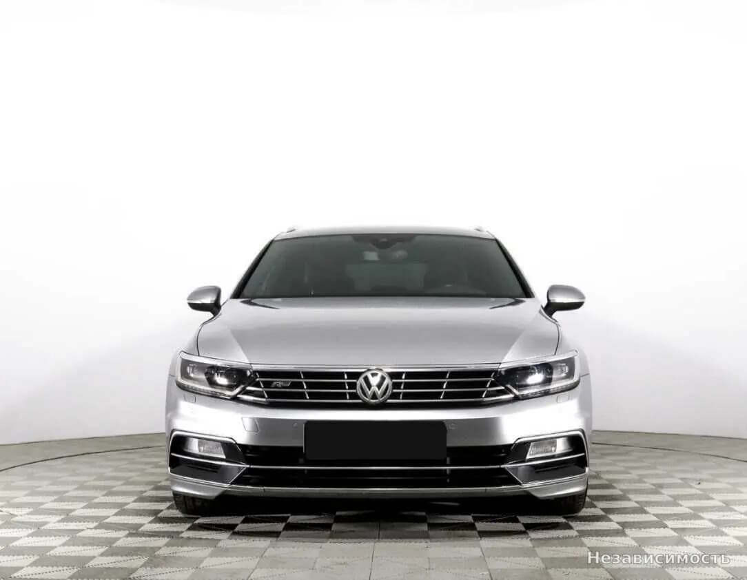 Volkswagen Passat 2019 с пробегом — фото 2