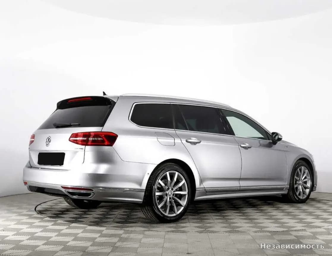 Volkswagen Passat 2019 с пробегом — фото 5