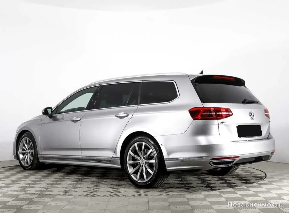 Volkswagen Passat 2019 с пробегом — фото 7