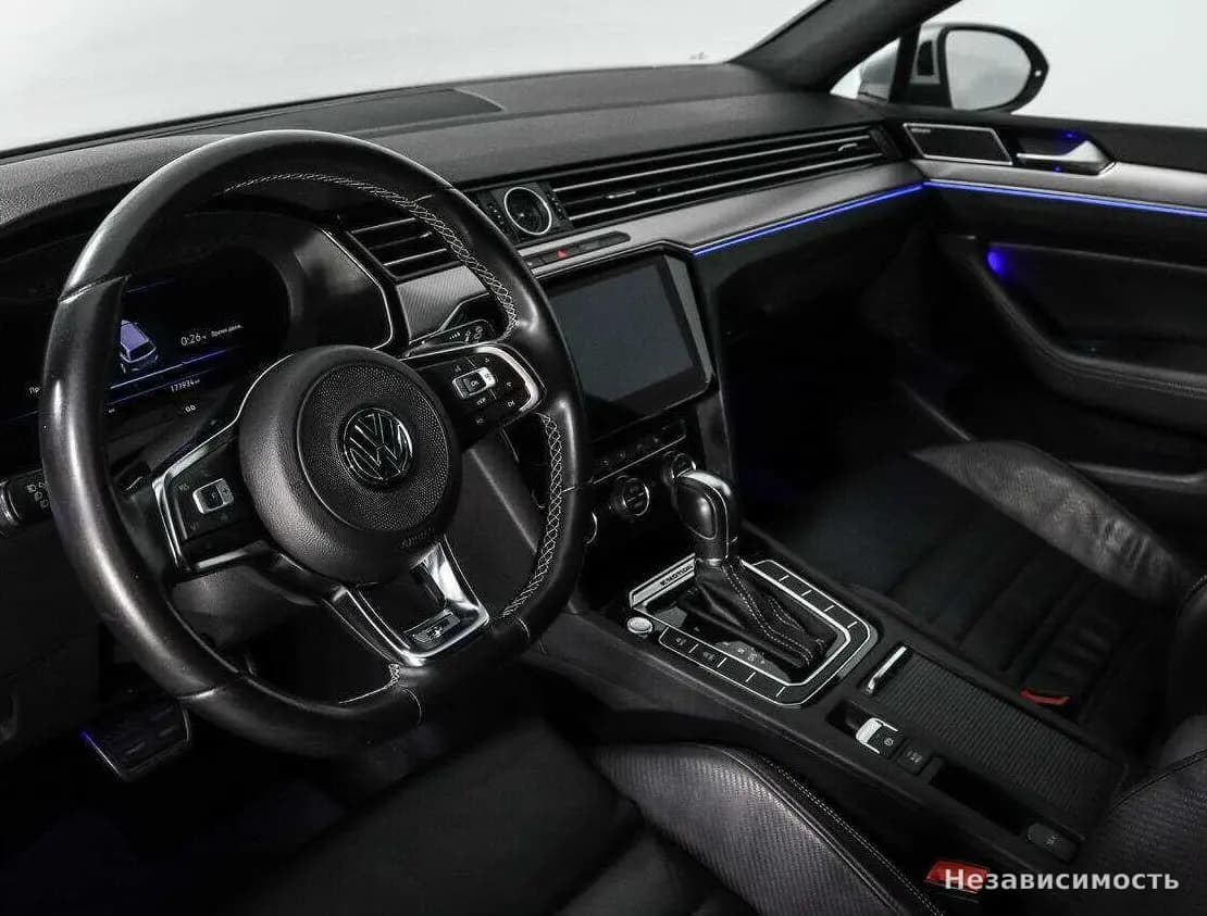 Volkswagen Passat 2019 с пробегом — фото 9