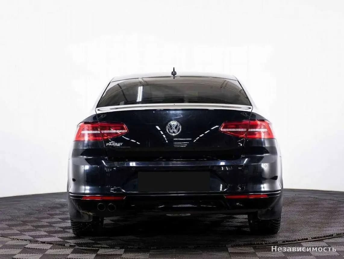 Volkswagen Passat 2019 с пробегом — фото 5