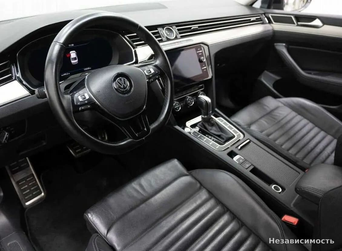 Volkswagen Passat 2019 с пробегом — фото 7
