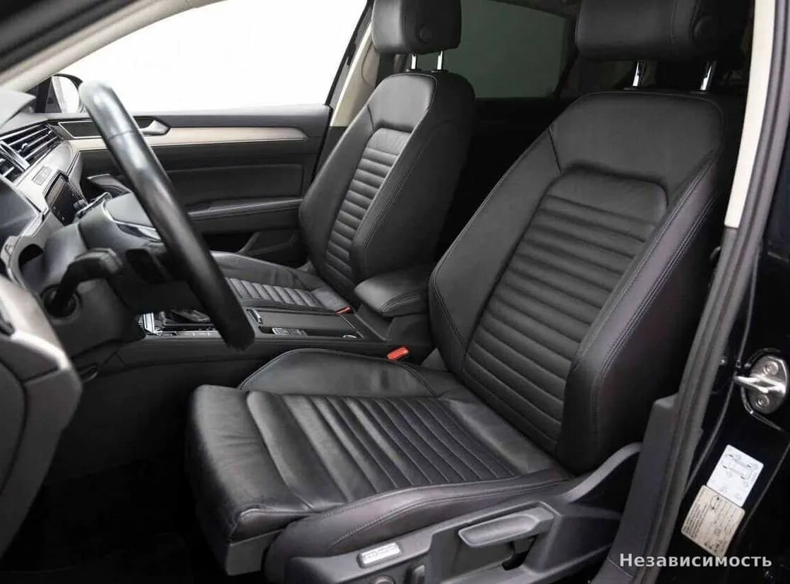 Volkswagen Passat 2019 с пробегом — фото 8