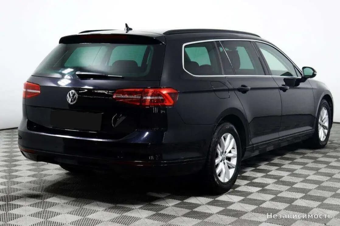 Volkswagen Passat 2019 с пробегом — фото 5