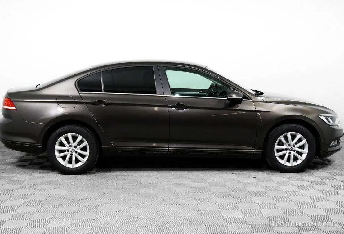 Volkswagen Passat 2016 с пробегом — фото 4
