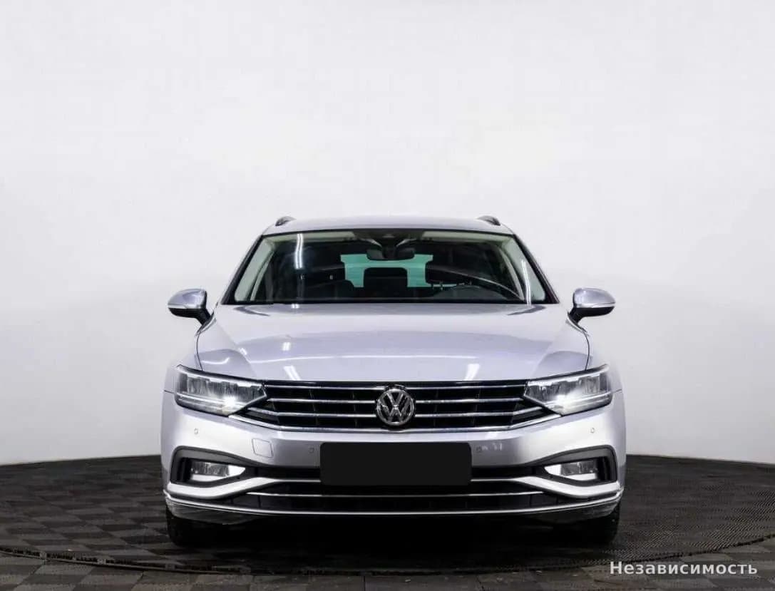 Volkswagen Passat 2020 с пробегом — фото 2