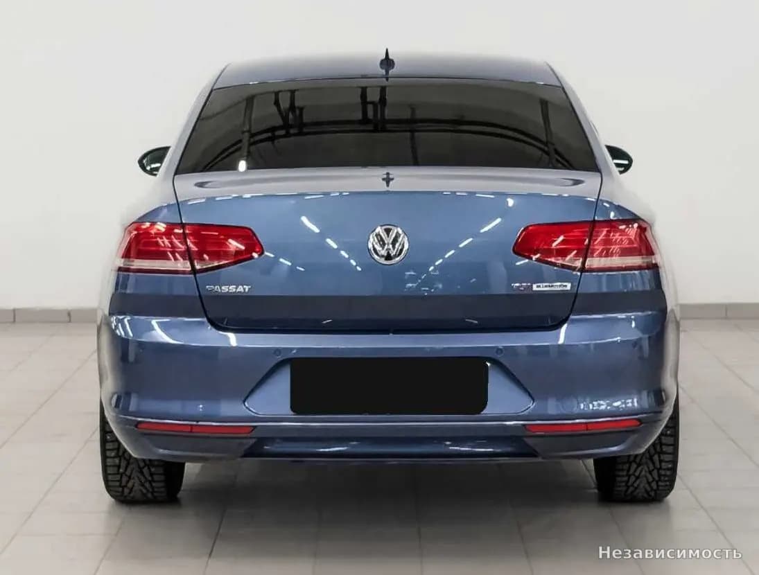 Volkswagen Passat 2015 с пробегом — фото 6