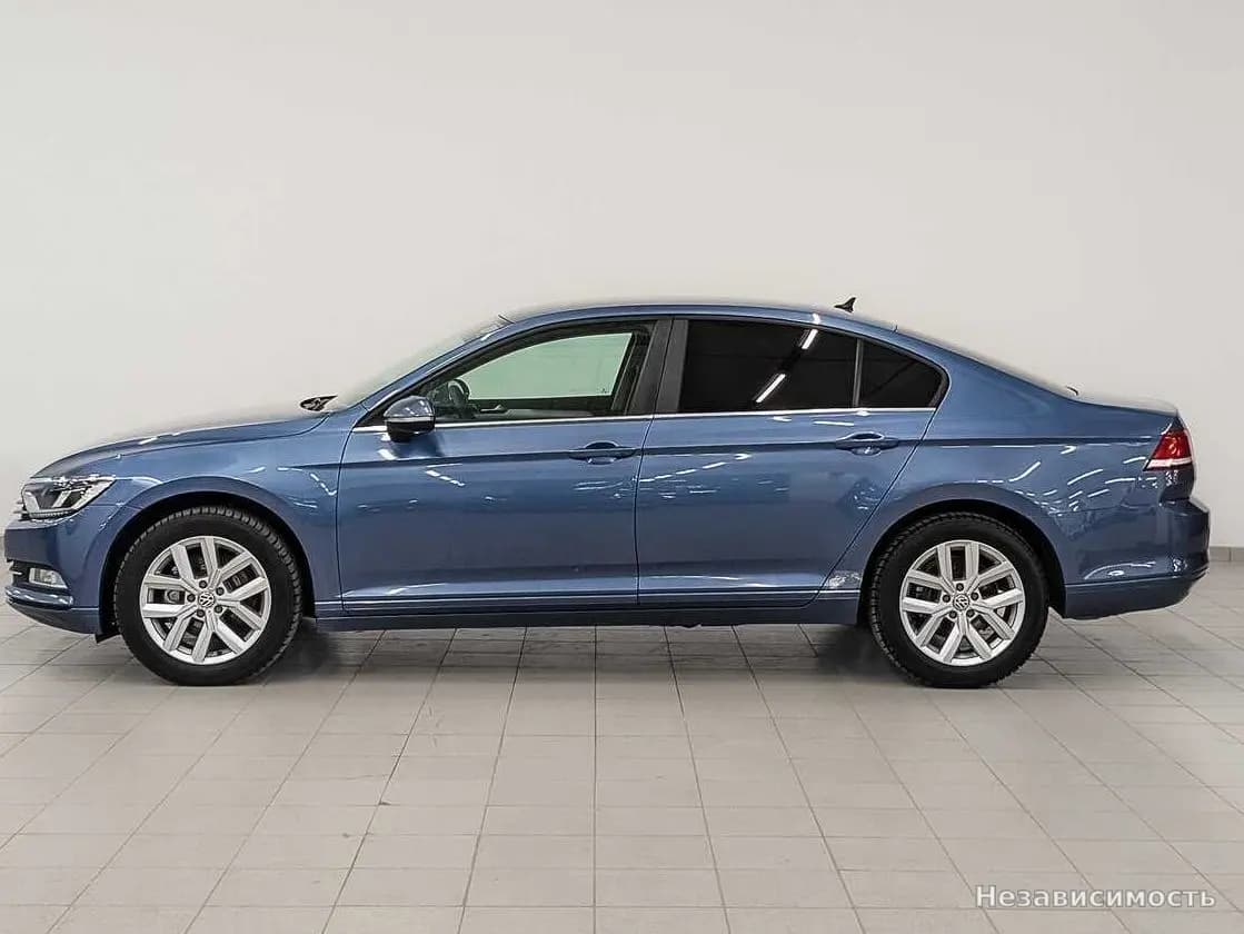 Volkswagen Passat 2015 с пробегом — фото 8