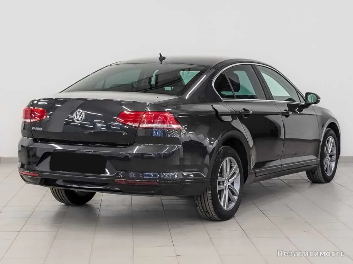 Volkswagen Passat 2019 с пробегом — фото 5