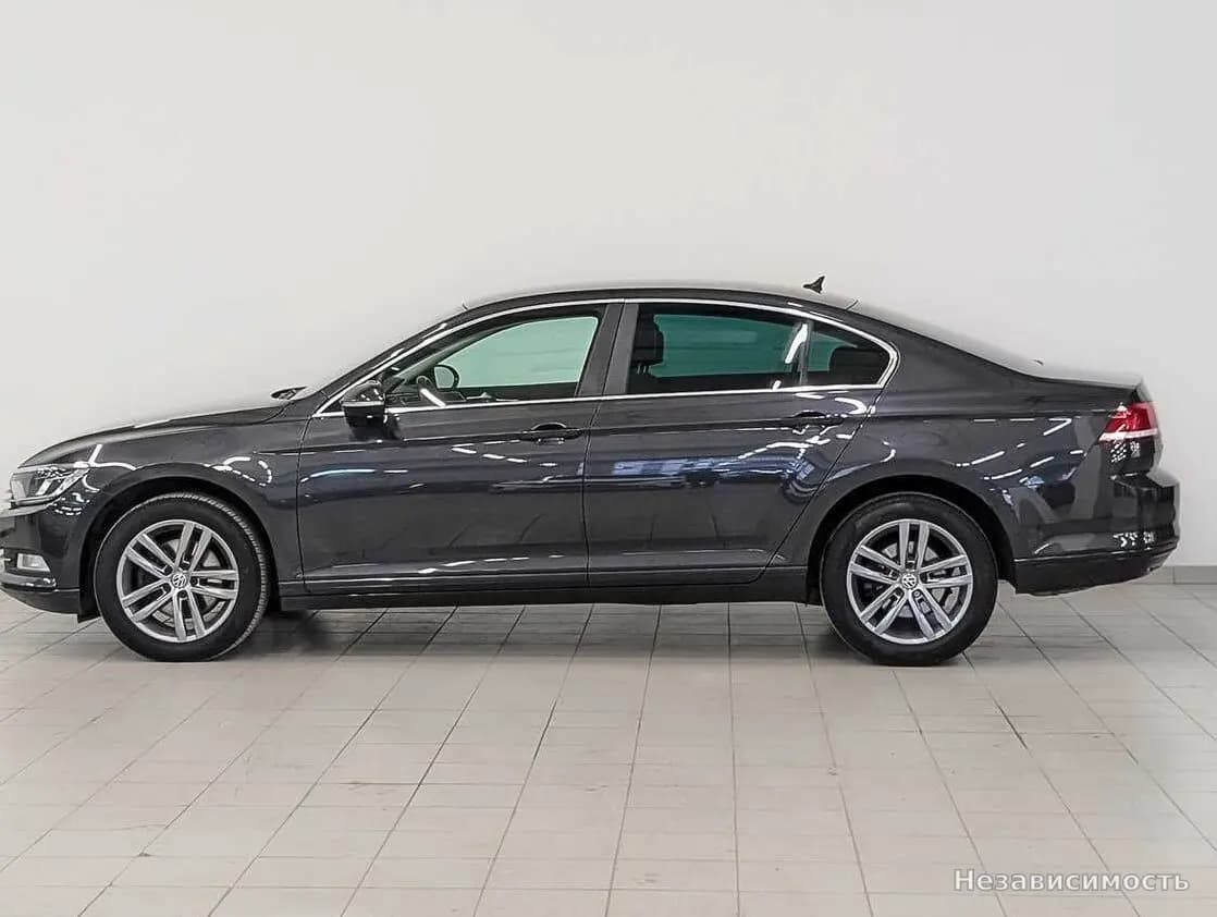 Volkswagen Passat 2019 с пробегом — фото 8