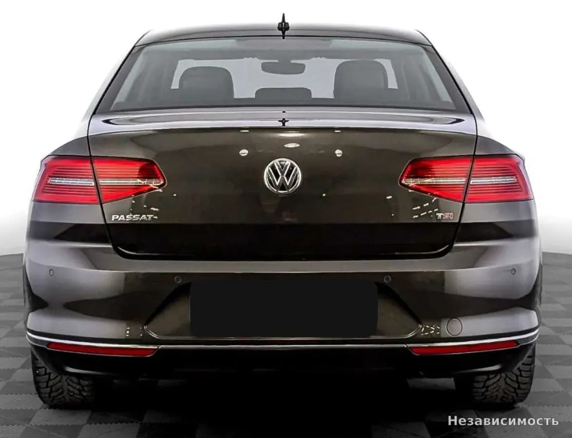 Volkswagen Passat 2017 с пробегом — фото 6