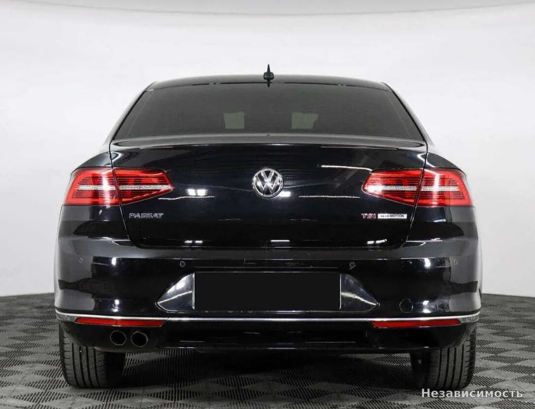 Volkswagen Passat 2016 с пробегом — фото 5