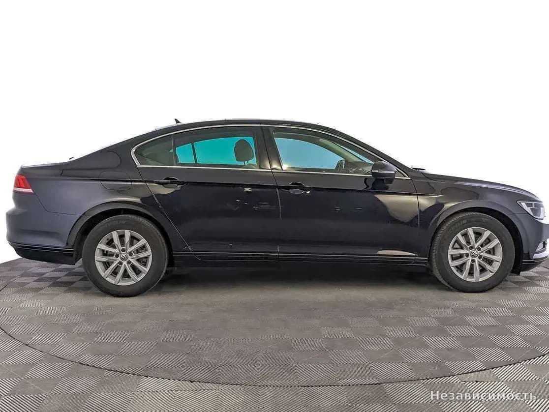 Volkswagen Passat 2018 с пробегом — фото 4