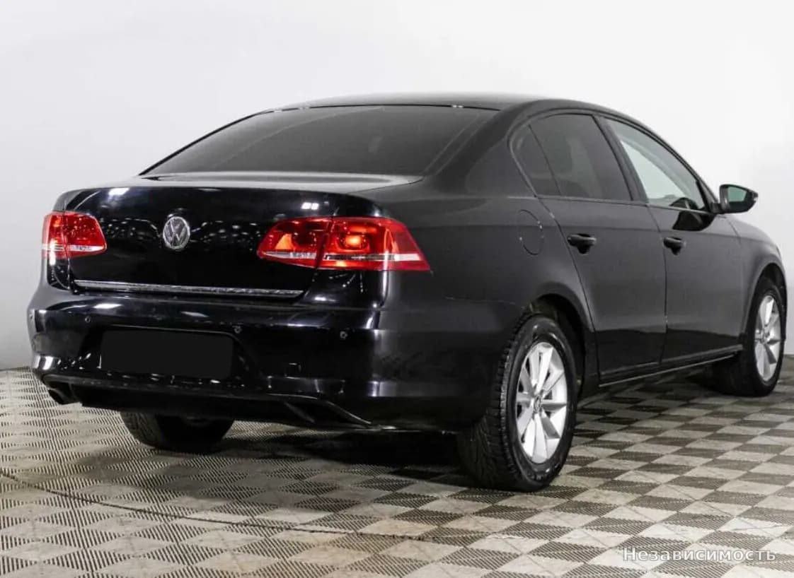 Volkswagen Passat 2013 с пробегом — фото 5
