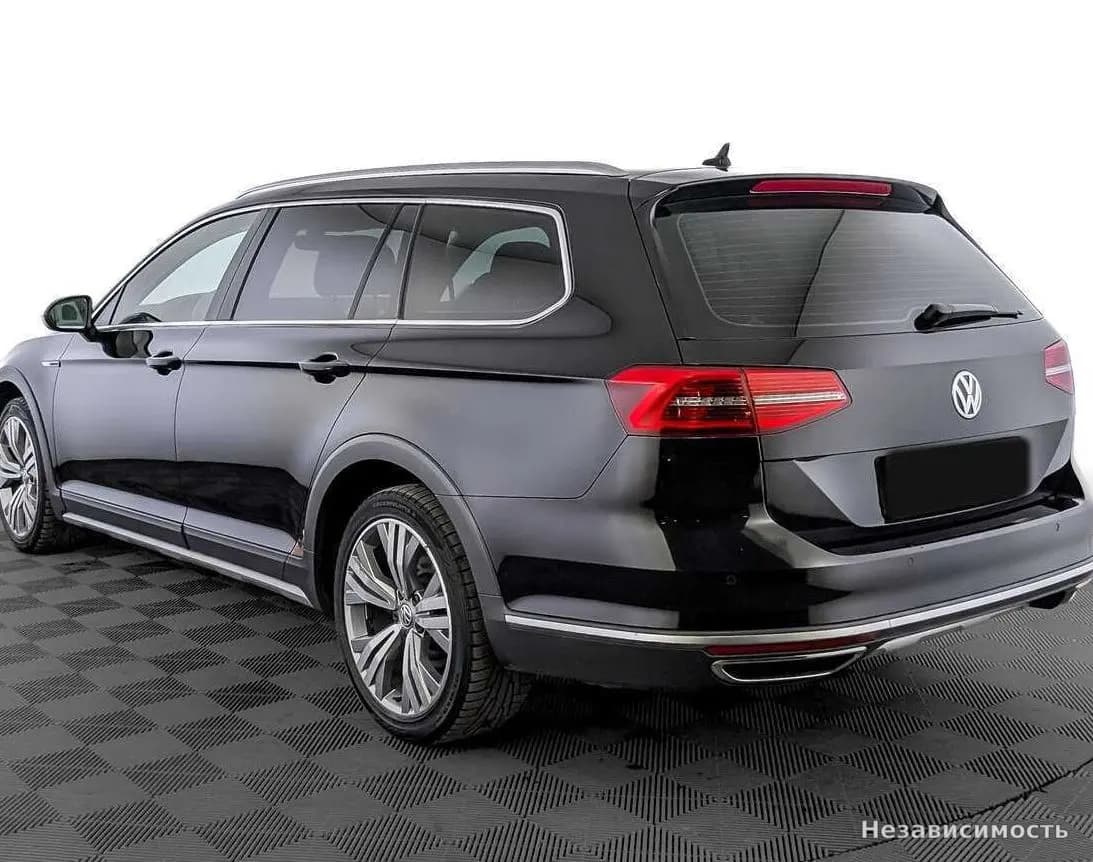 Volkswagen Passat 2018 с пробегом — фото 7