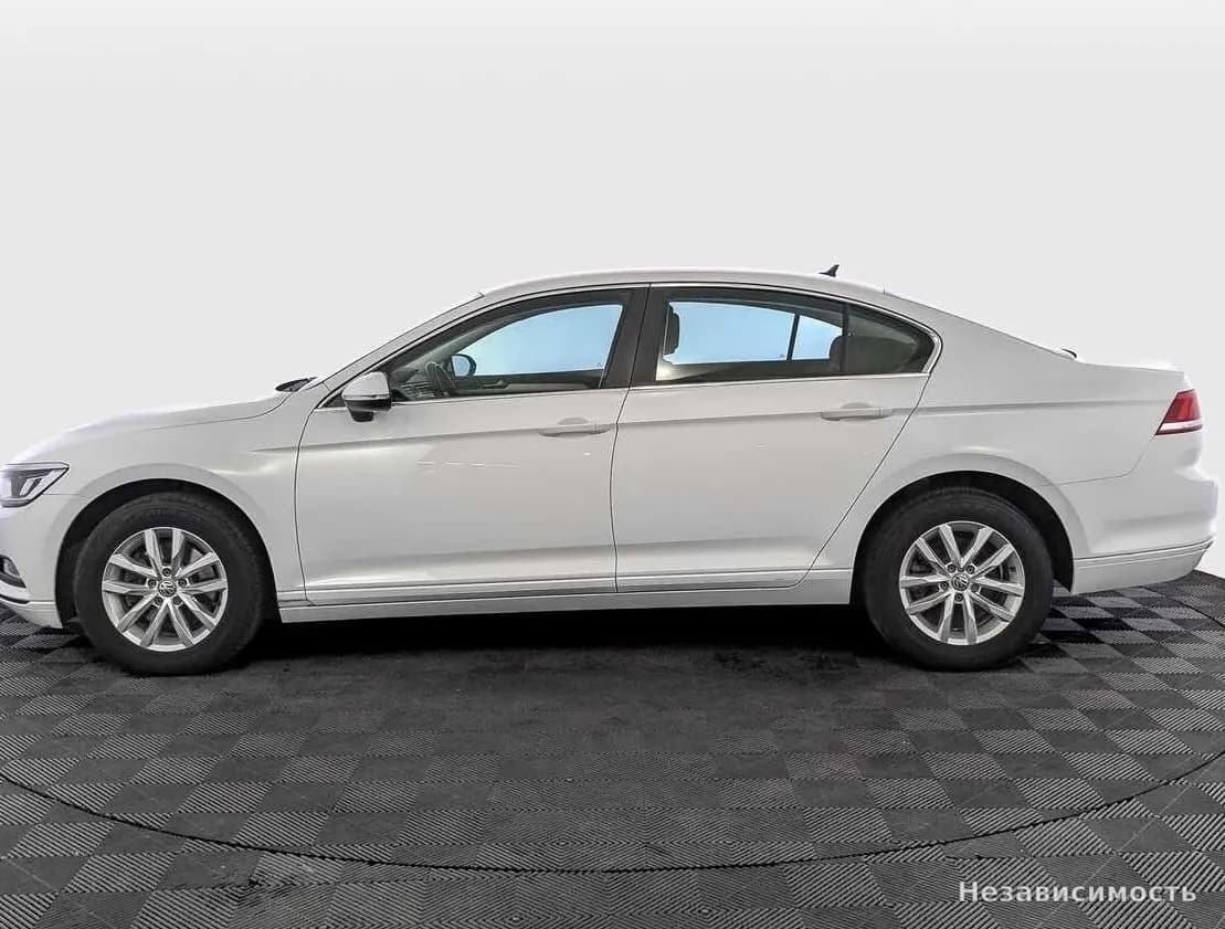 Volkswagen Passat 2019 с пробегом — фото 8