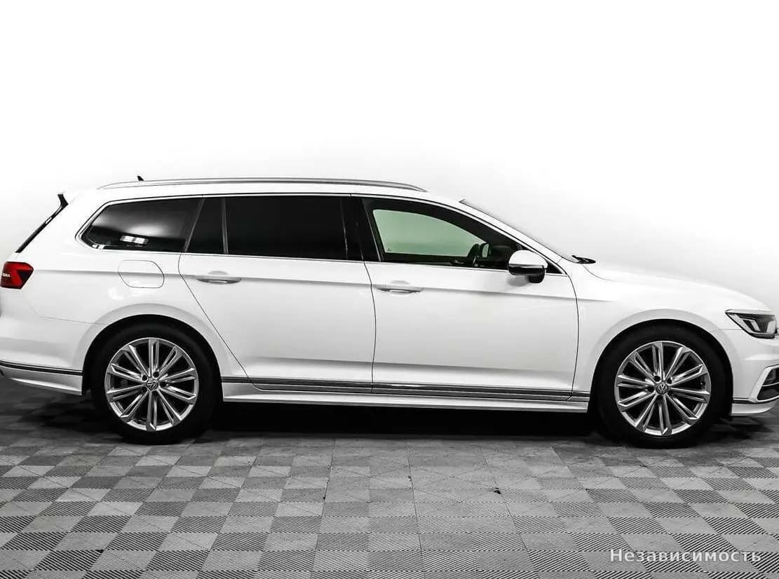 Volkswagen Passat 2019 с пробегом — фото 4