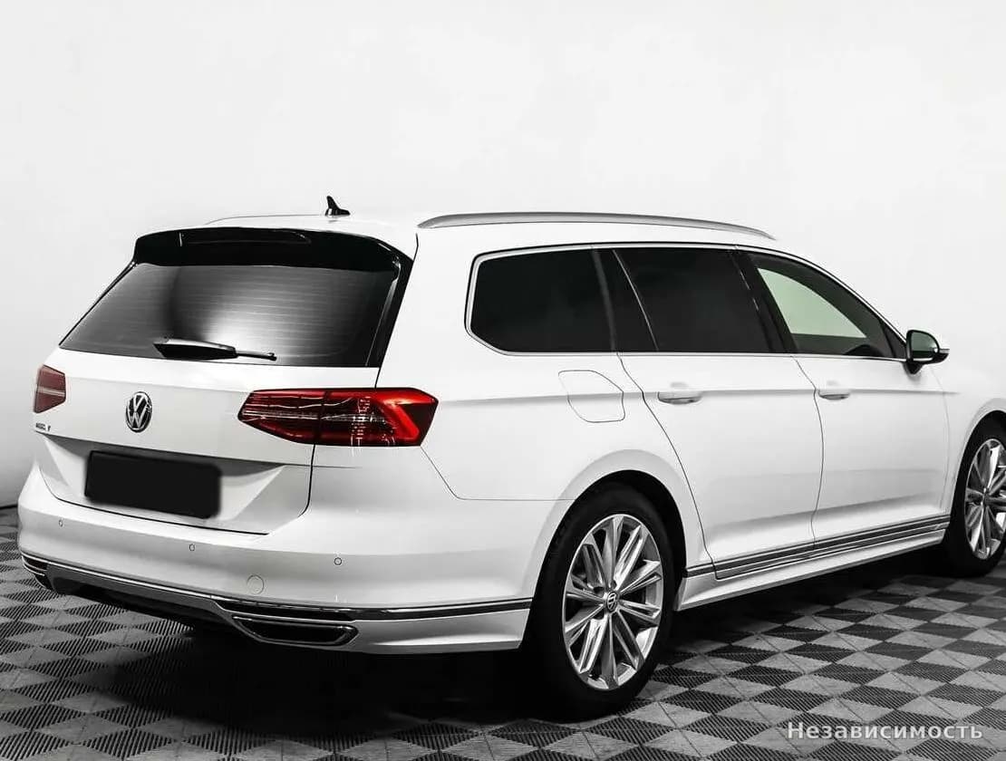 Volkswagen Passat 2019 с пробегом — фото 5