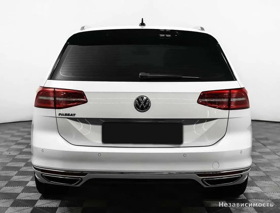 Volkswagen Passat 2019 с пробегом — фото 6