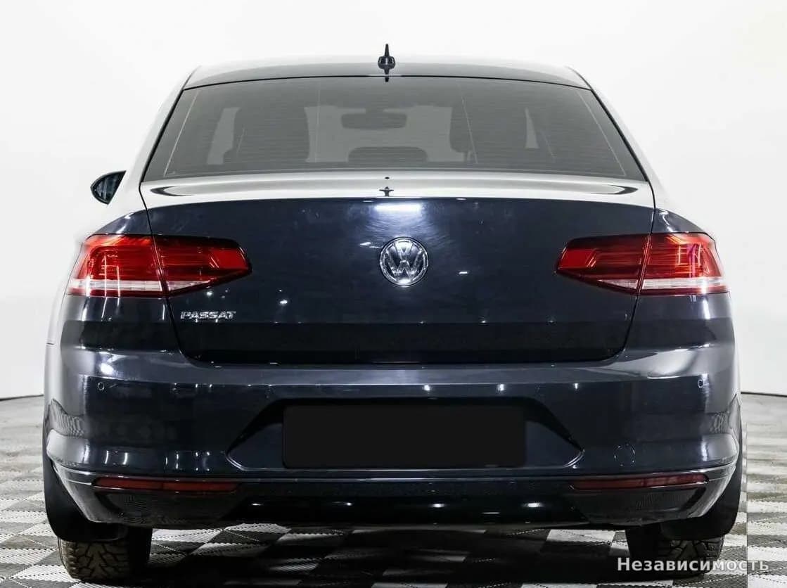 Volkswagen Passat 2018 с пробегом — фото 5