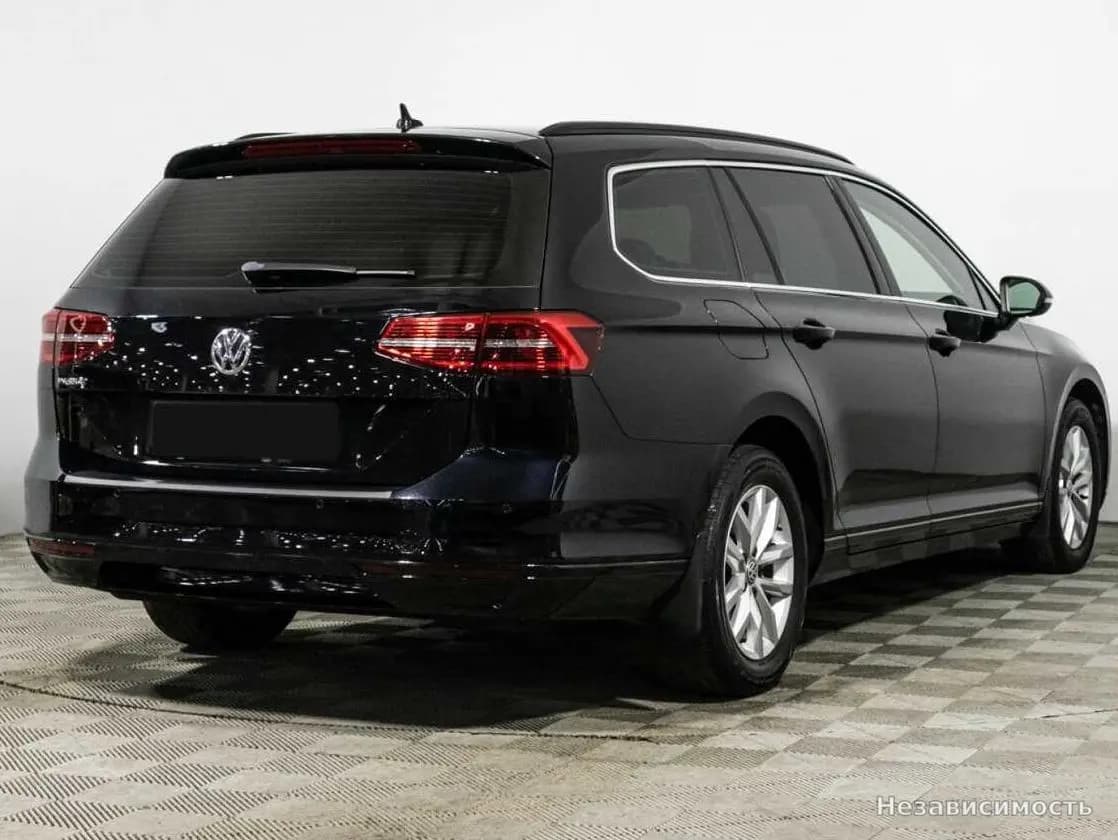 Volkswagen Passat 2018 с пробегом — фото 5