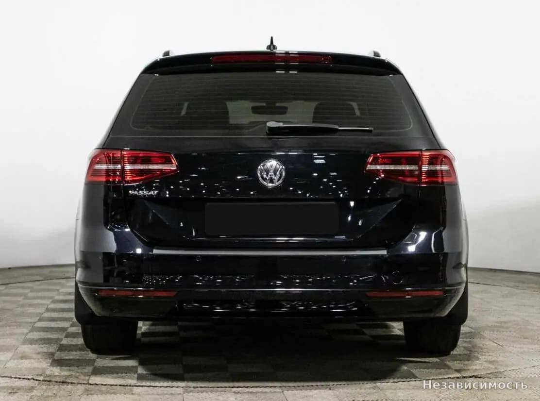 Volkswagen Passat 2018 с пробегом — фото 6