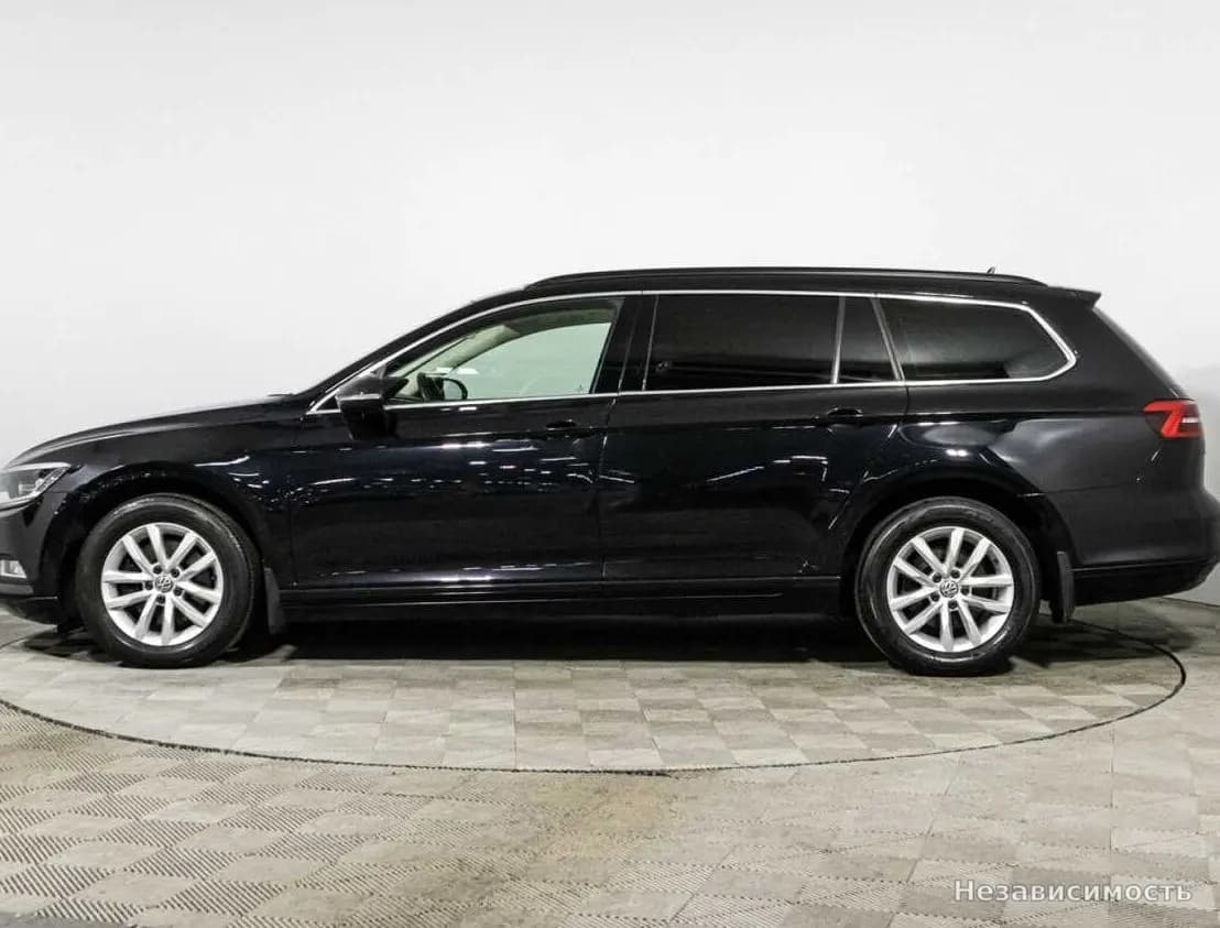Volkswagen Passat 2018 с пробегом — фото 8