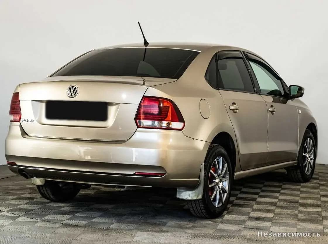 Volkswagen Polo 2016 с пробегом — фото 4