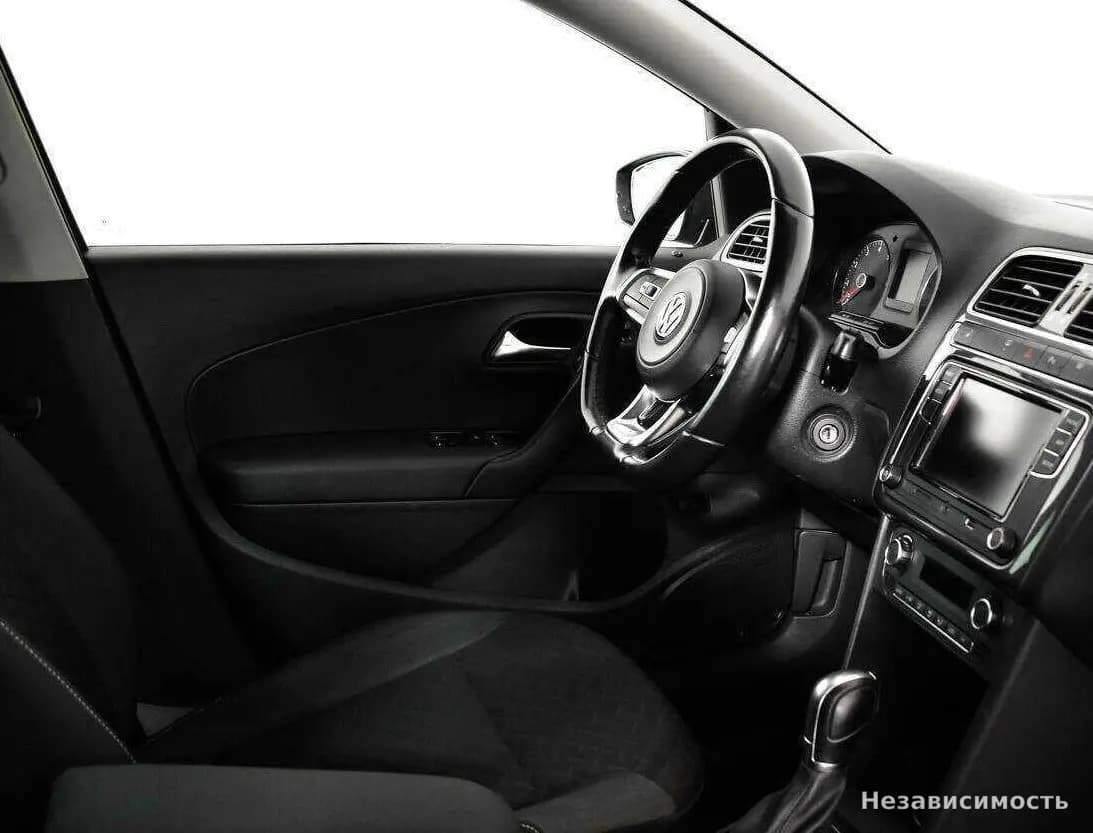 Volkswagen Polo 2018 с пробегом — фото 9