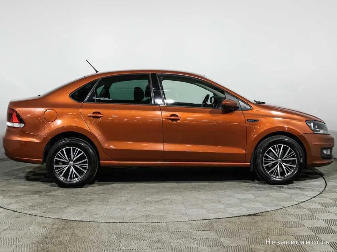 Volkswagen Polo 2016 с пробегом — фото 4