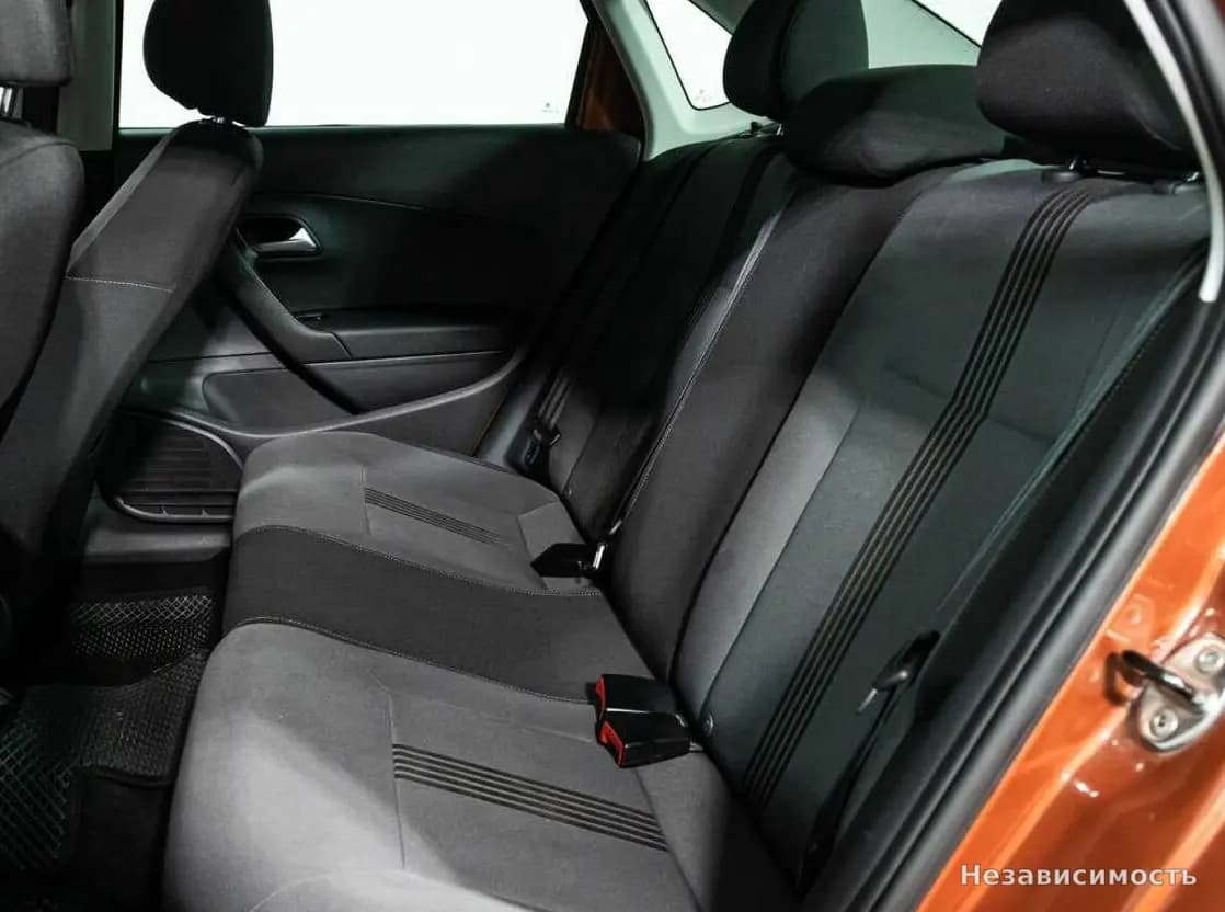 Volkswagen Polo 2016 с пробегом — фото 10