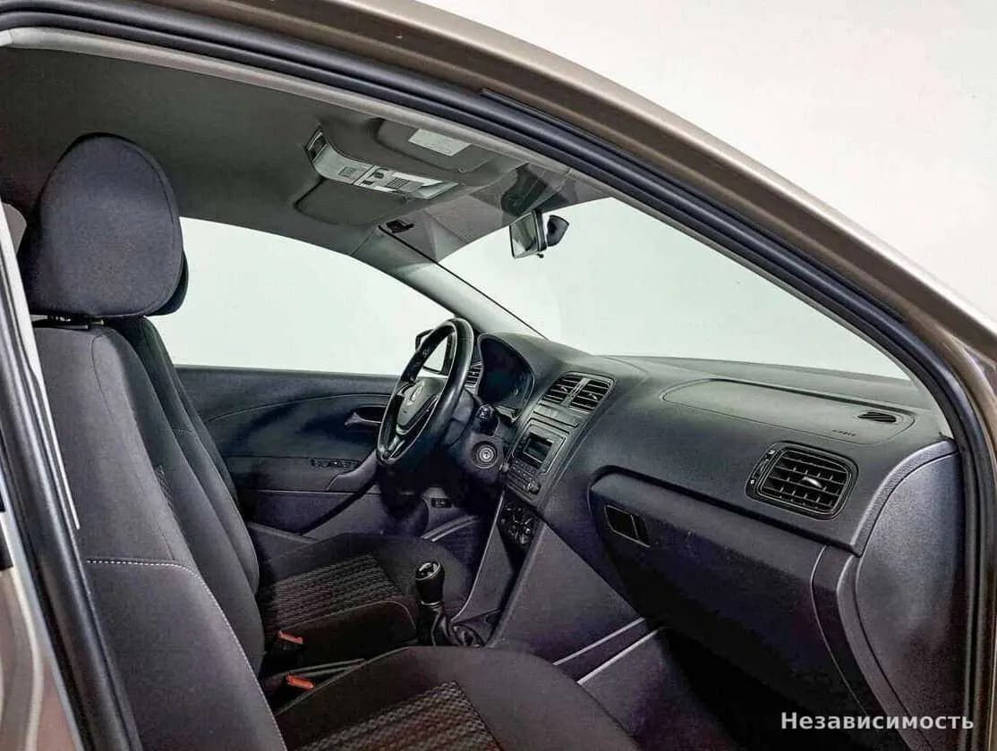 Volkswagen Polo 2018 с пробегом — фото 8