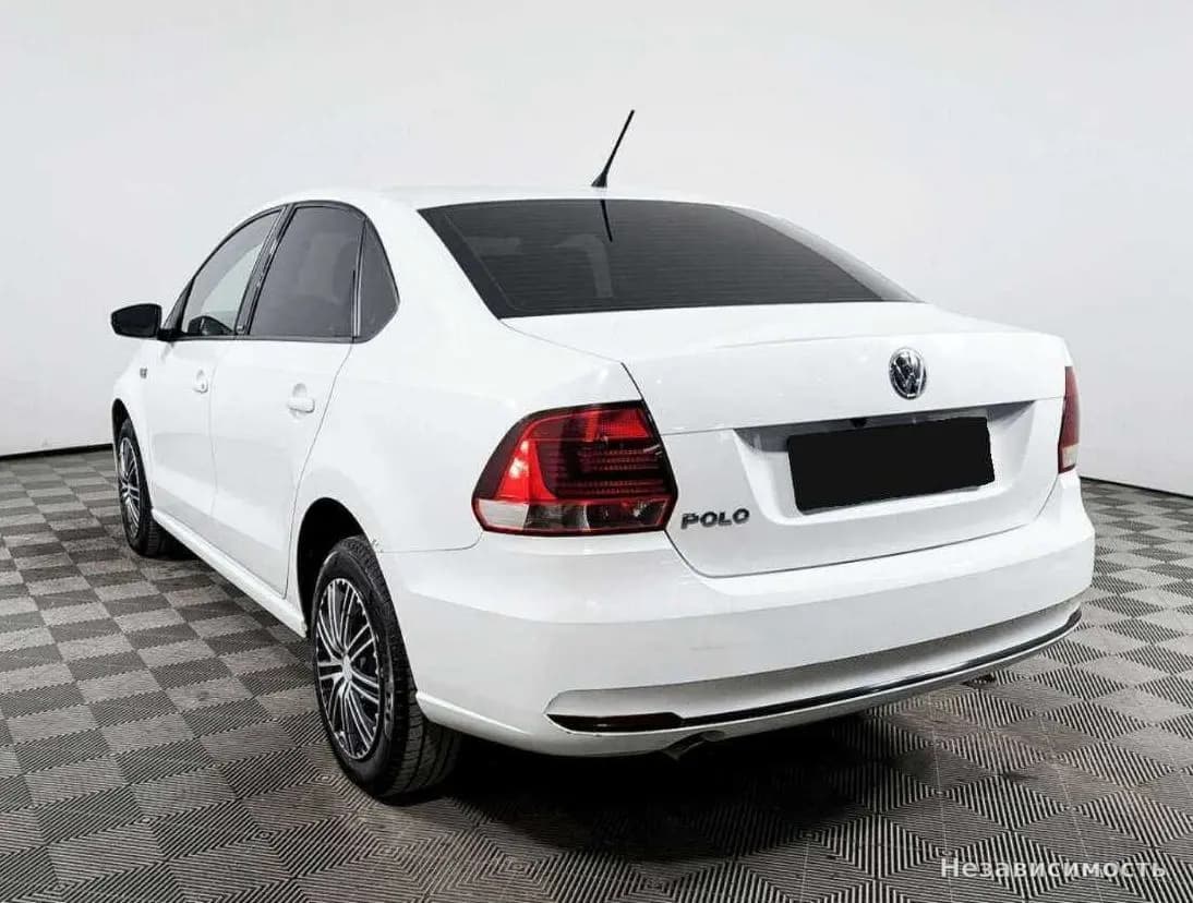 Volkswagen Polo 2016 с пробегом — фото 7