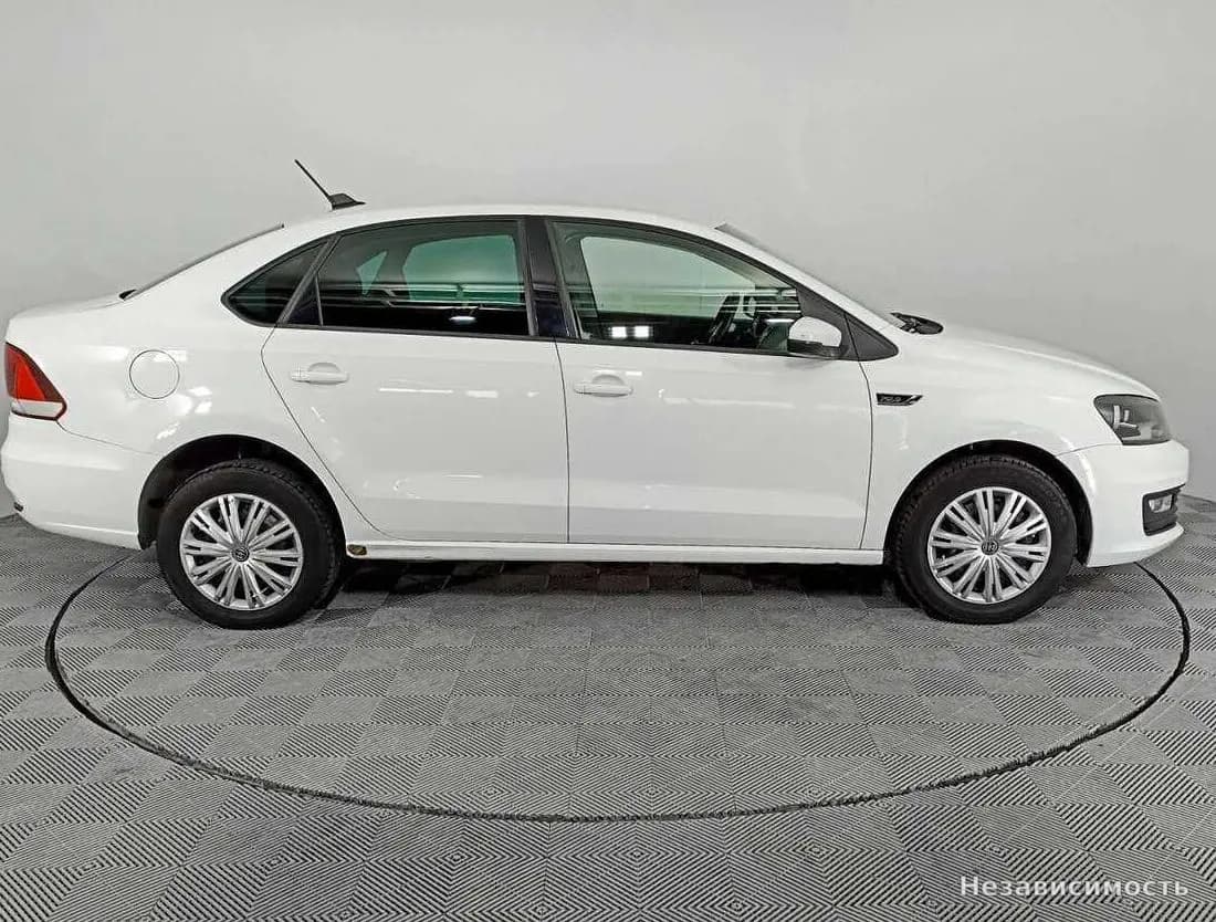Volkswagen Polo 2018 с пробегом — фото 4