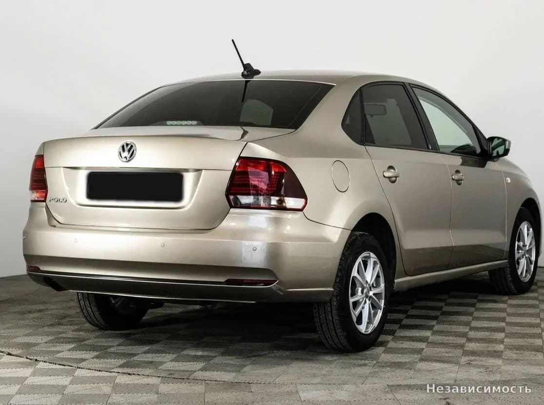 Volkswagen Polo 2017 с пробегом — фото 4