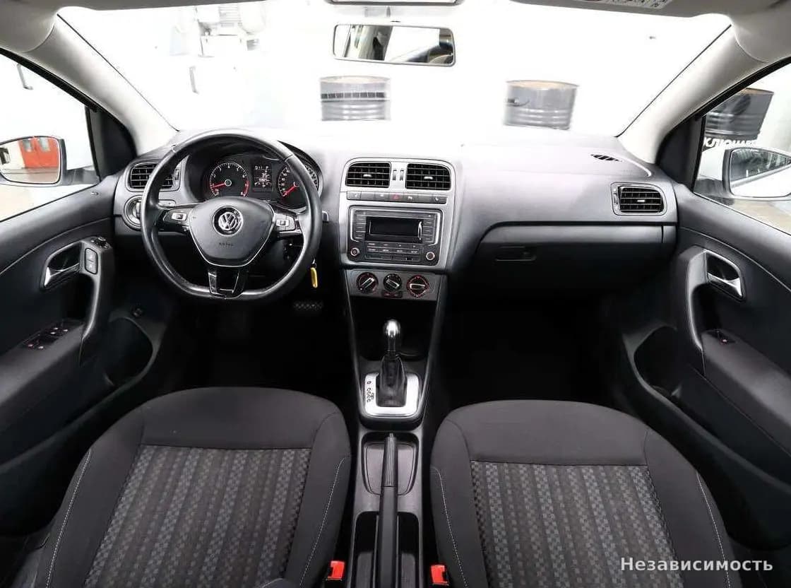 Volkswagen Polo 2019 с пробегом — фото 8