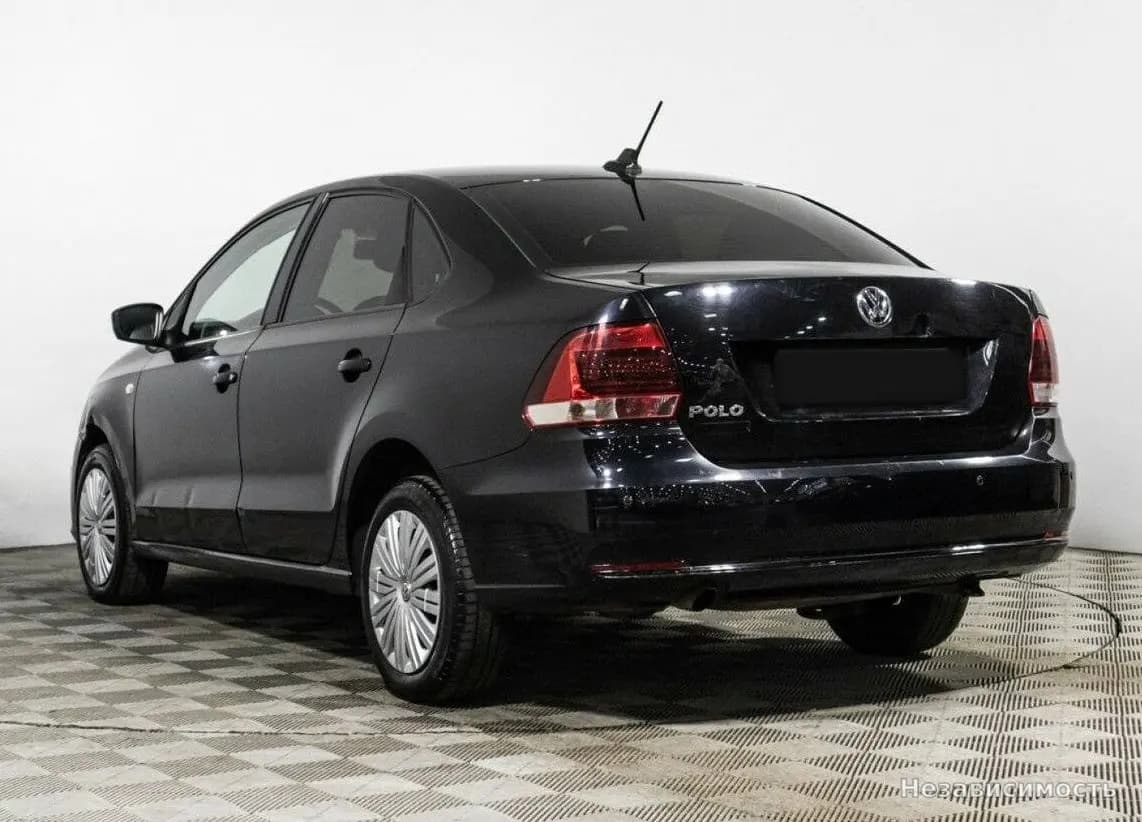 Volkswagen Polo 2017 с пробегом — фото 7
