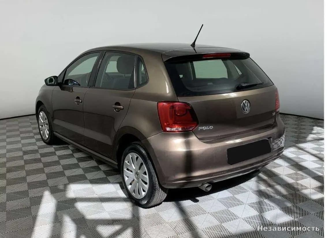 Volkswagen Polo 2012 с пробегом — фото 7
