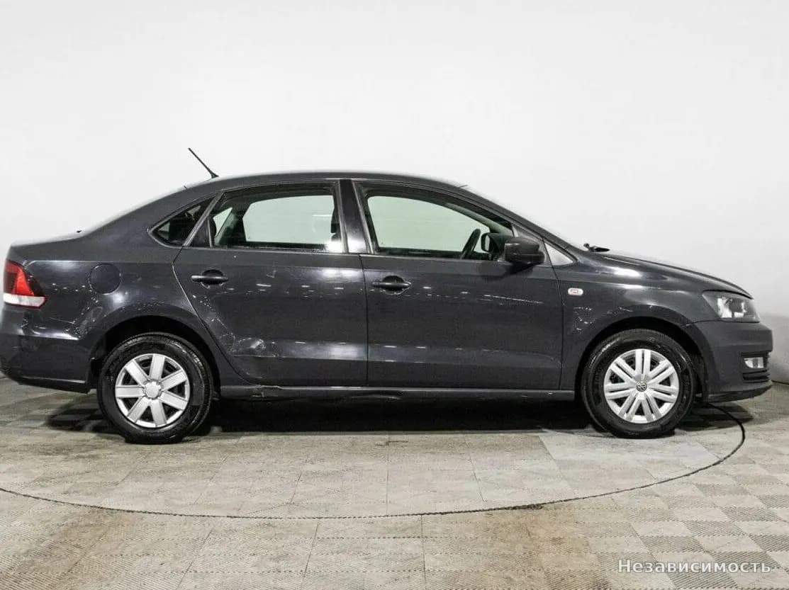 Volkswagen Polo 2016 с пробегом — фото 4