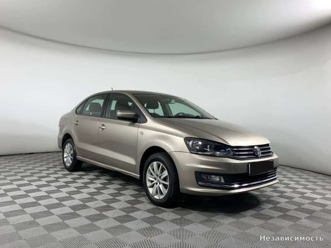 Volkswagen Polo 2015 с пробегом — фото 3