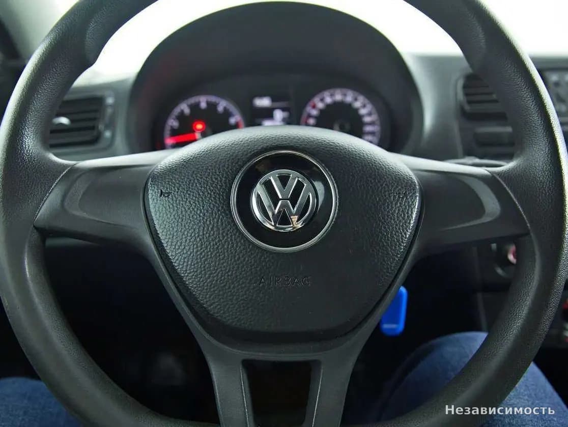 Volkswagen Polo 2019 с пробегом — фото 10