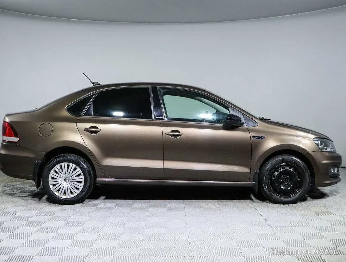 Volkswagen Polo 2017 с пробегом — фото 4