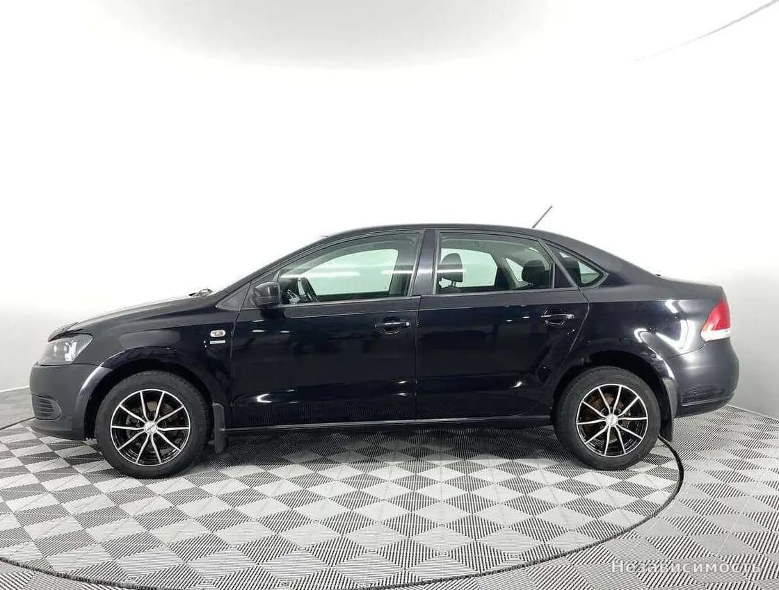 Volkswagen Polo 2013 с пробегом — фото 8