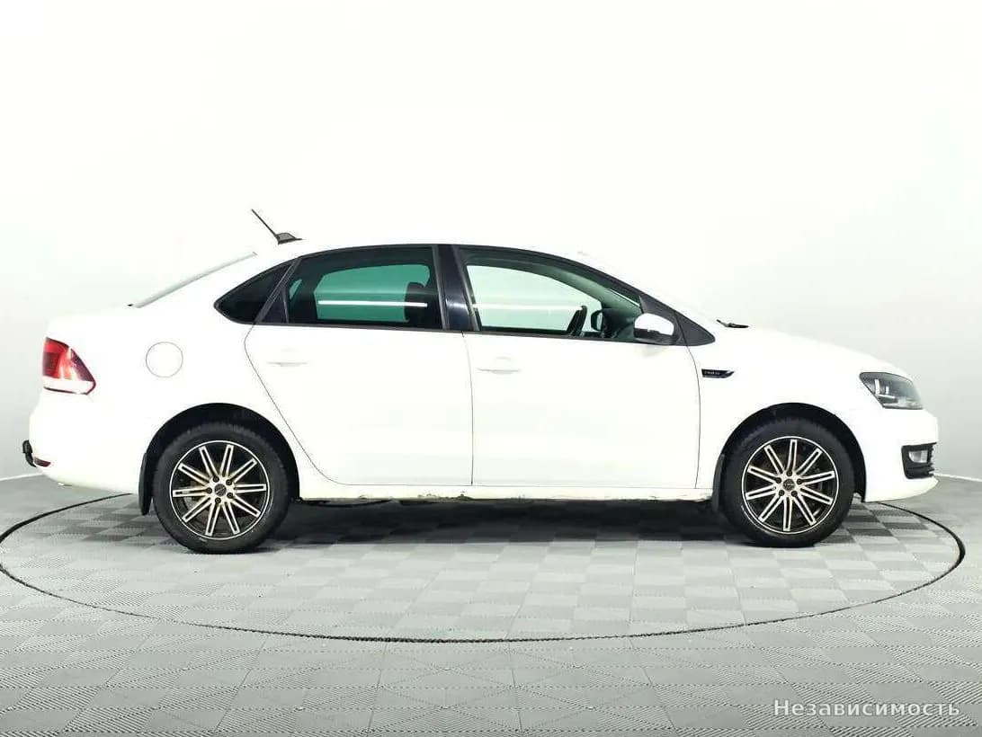 Volkswagen Polo 2018 с пробегом — фото 7