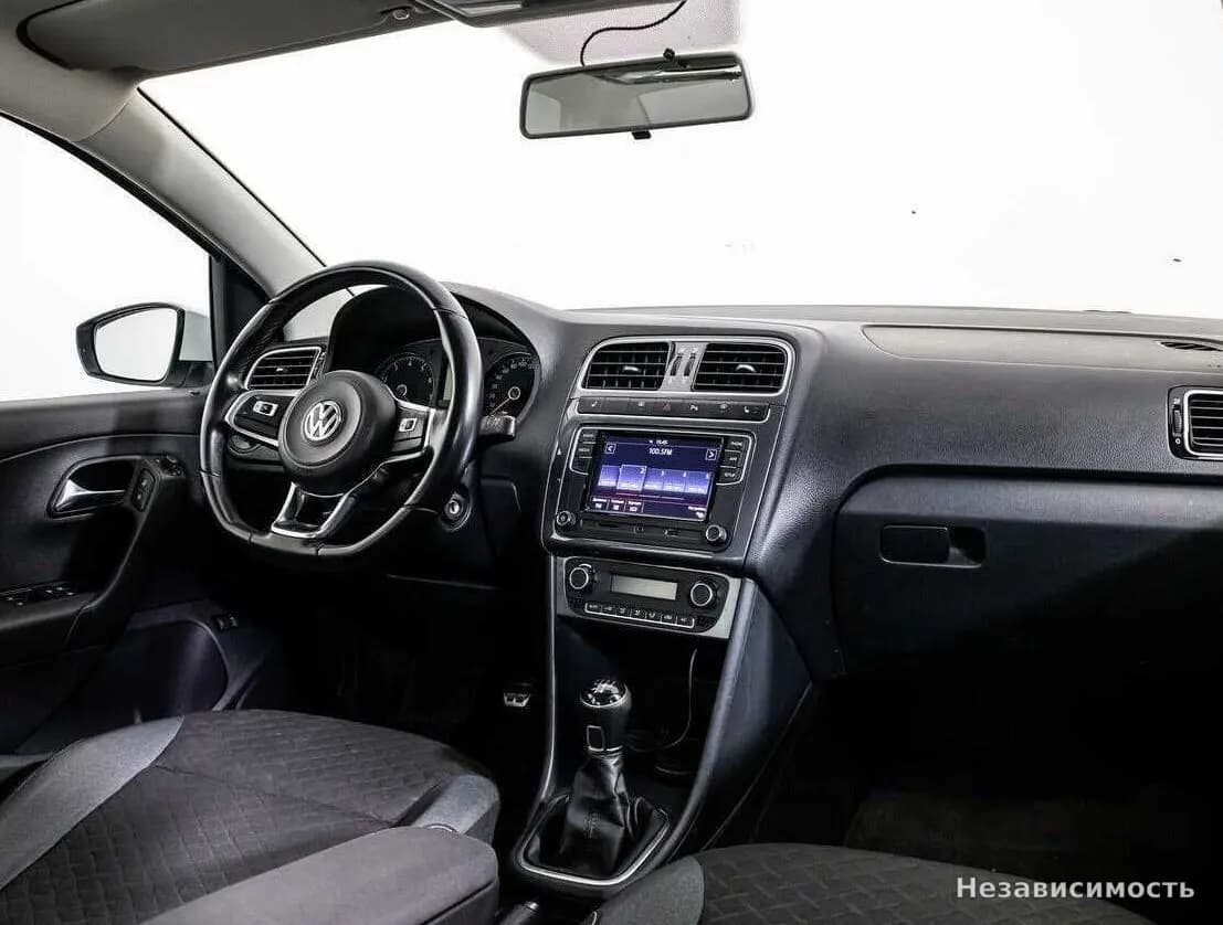 Volkswagen Polo 2018 с пробегом — фото 7